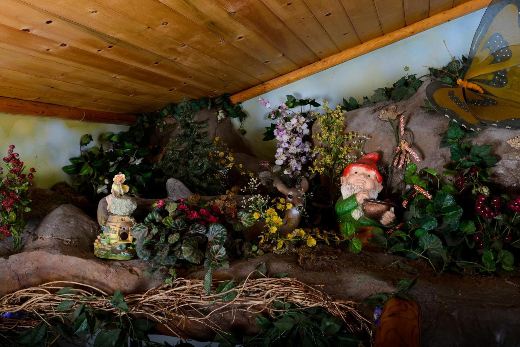 Castle Wood Theme Cottages- Couples Only Биг Бэар Лейк Экстерьер фото