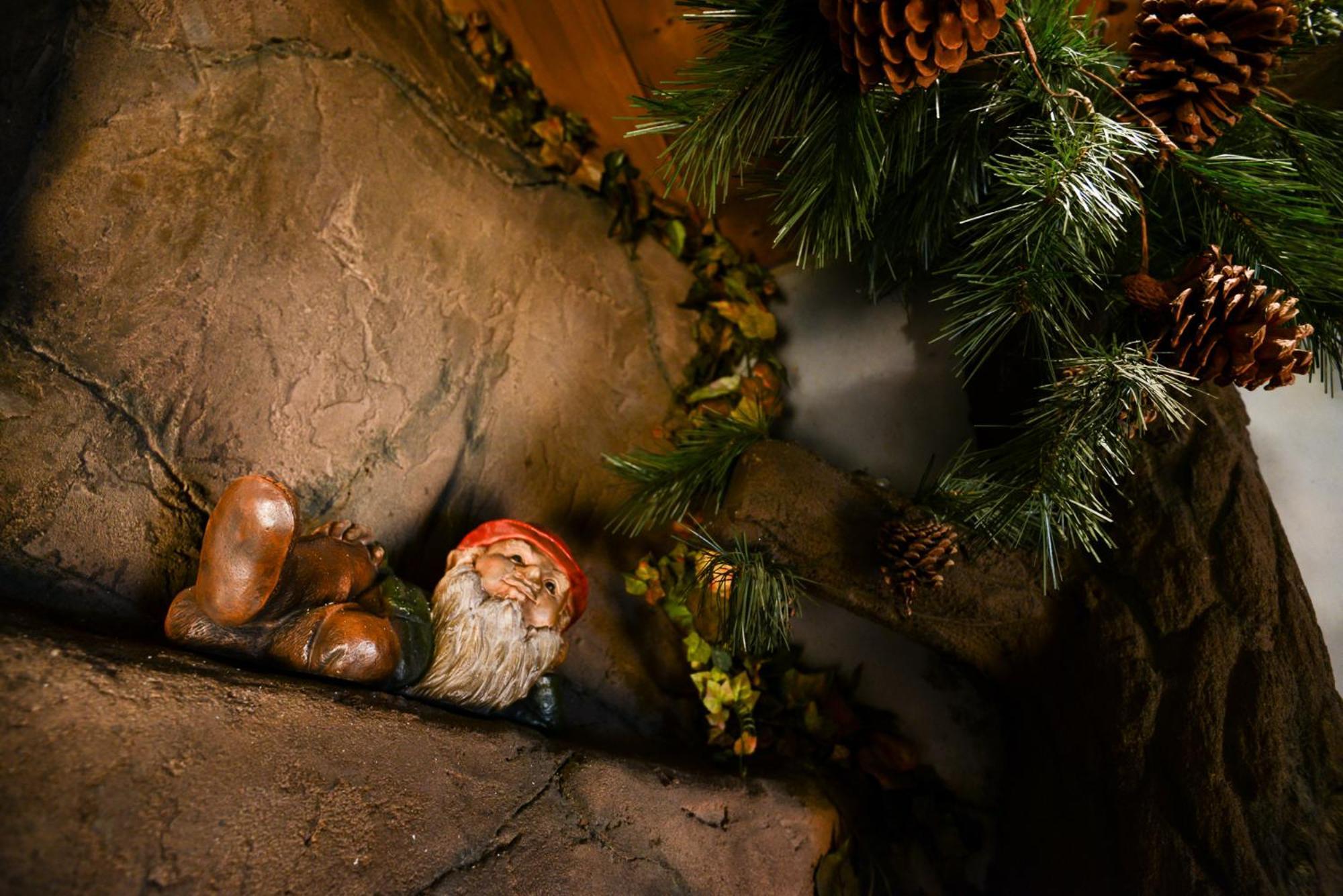 Castle Wood Theme Cottages- Couples Only Биг Бэар Лейк Экстерьер фото