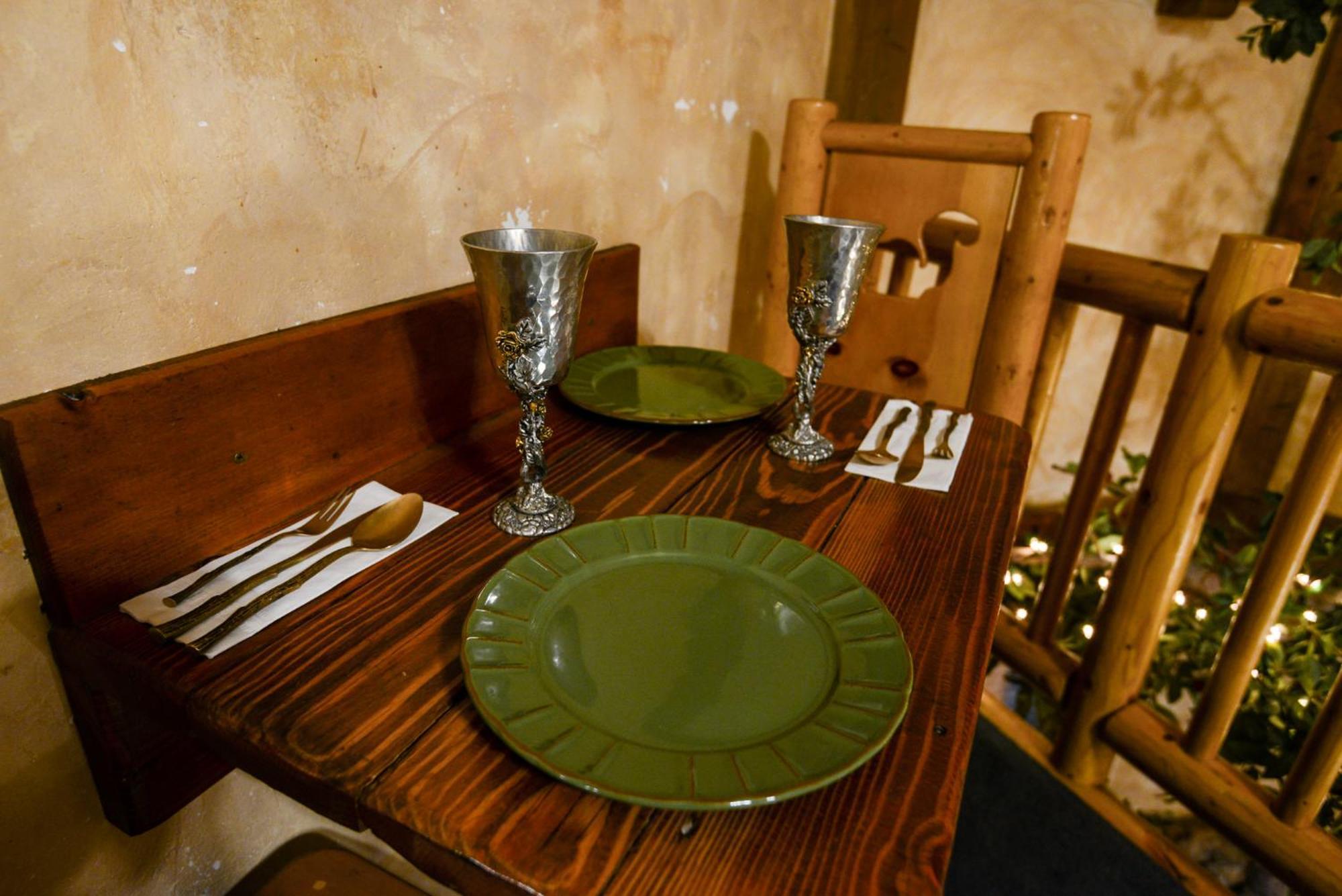 Castle Wood Theme Cottages- Couples Only Биг Бэар Лейк Экстерьер фото
